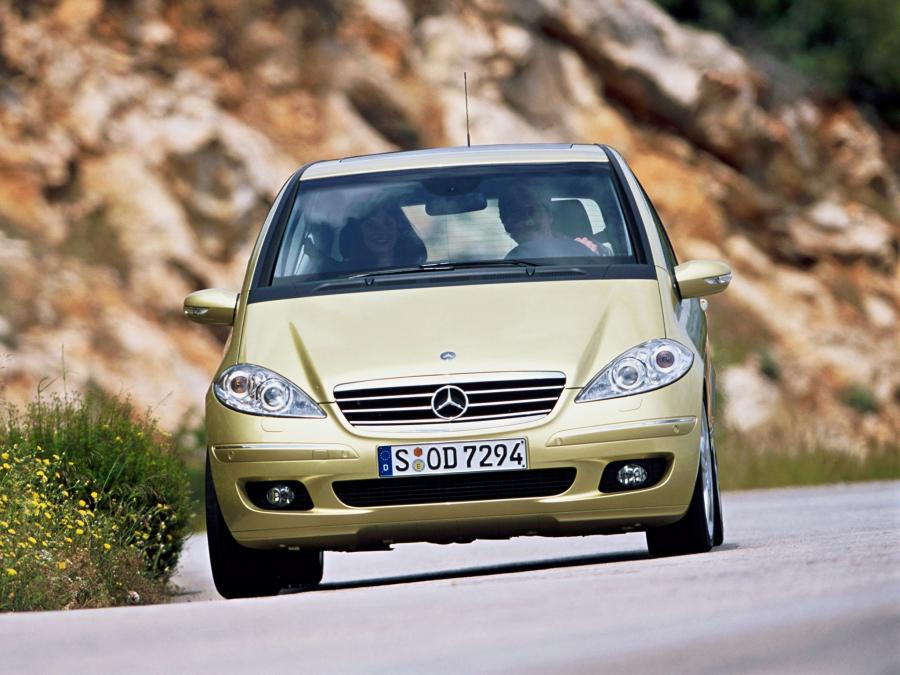  Mercedes-Benz A200 3-Door 2004 года  (фото 4 из 20)
